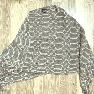 Anthropologie poncho sweater 💕